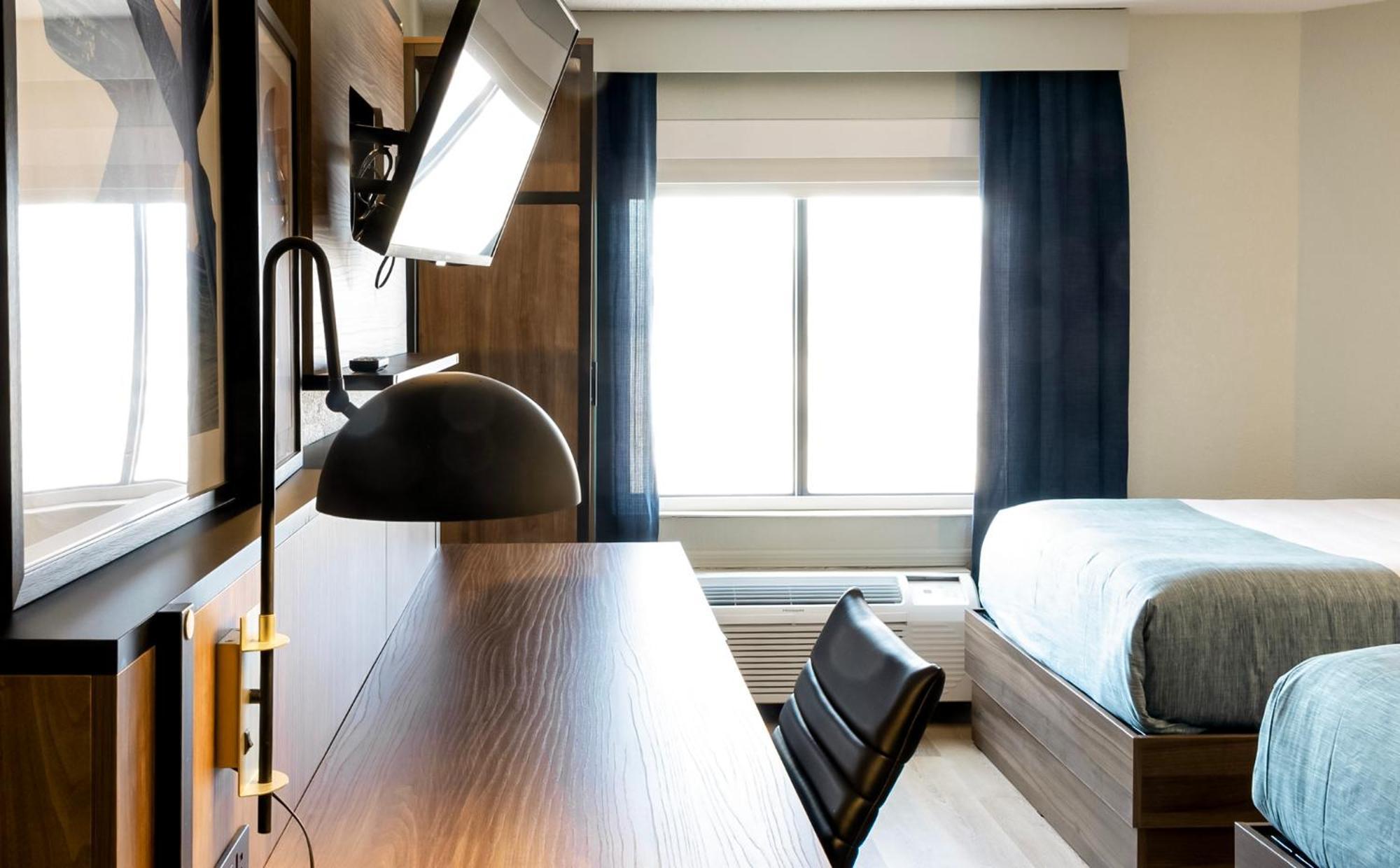 Hotel Wingate By Wyndham 2*